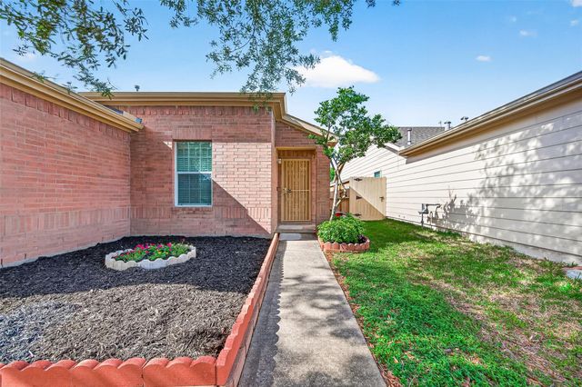 13126 Dawn Hollow Lane, Houston, TX 77072