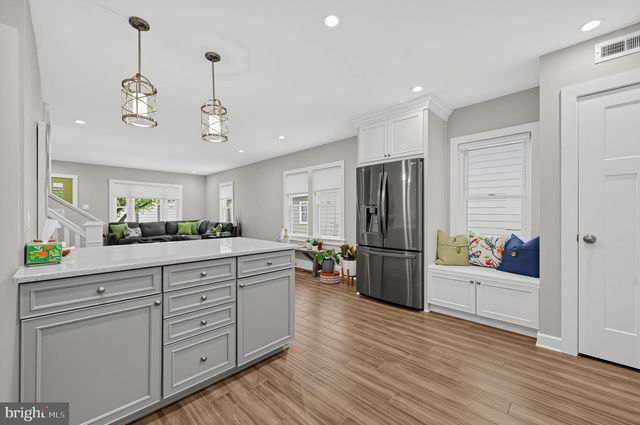 4 S ATLANTIC AVE, Haddon Township, NJ 08108