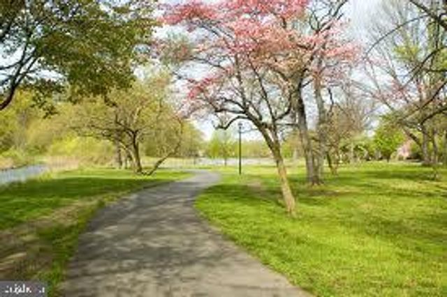 4 S ATLANTIC AVE, Haddon Township, NJ 08108