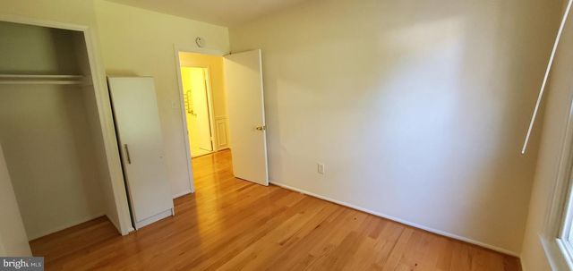 972 PAULSBORO DR, Rockville, MD 20850