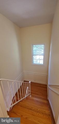 972 PAULSBORO DR, Rockville, MD 20850