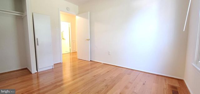 972 PAULSBORO DR, Rockville, MD 20850