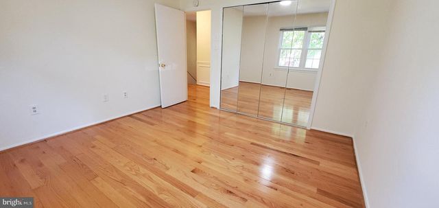 972 PAULSBORO DR, Rockville, MD 20850