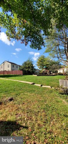 972 PAULSBORO DR, Rockville, MD 20850