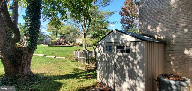 972 PAULSBORO DR, Rockville, MD 20850