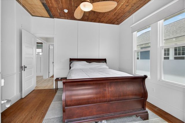 2407 37th Street, Galveston, TX 77550