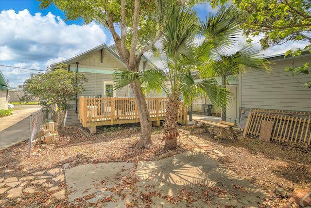 2407 37th Street, Galveston, TX 77550