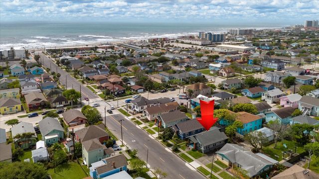 2407 37th Street, Galveston, TX 77550