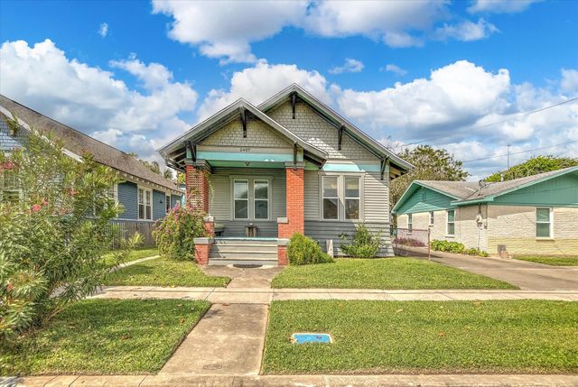 2407 37th Street, Galveston, TX 77550