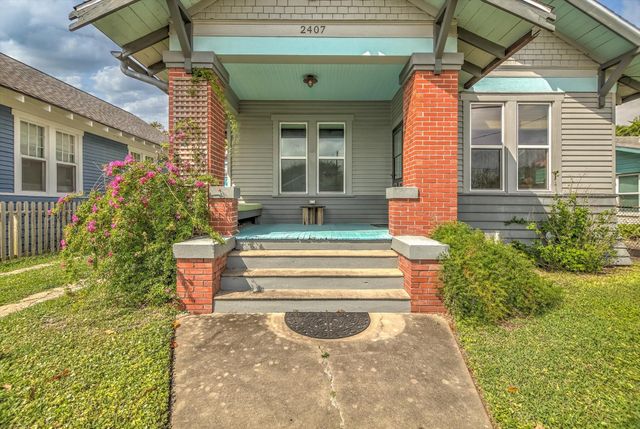 2407 37th Street, Galveston, TX 77550
