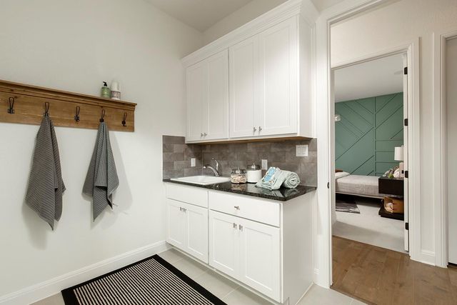159 Reata WAY, Dripping Springs, TX 78620