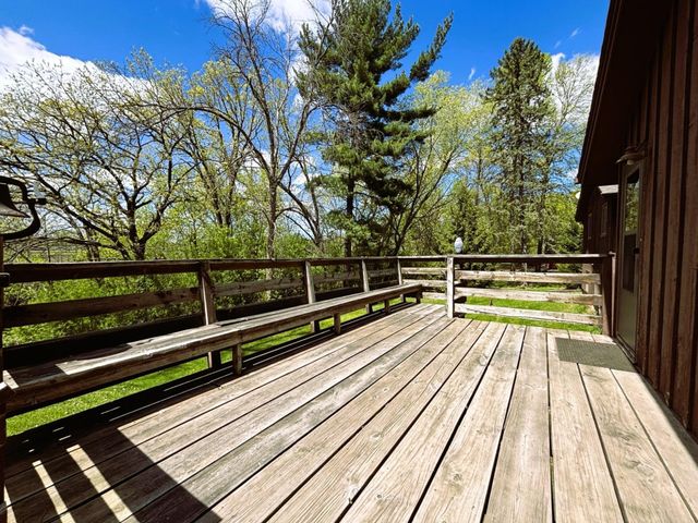 1447 Sterling Street S, Maplewood, MN 55119
