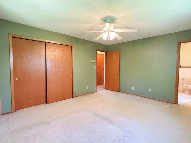 1447 Sterling Street S, Maplewood, MN 55119