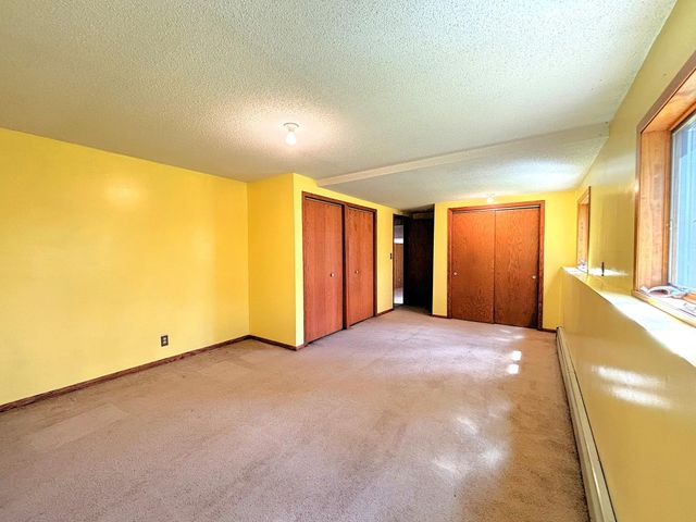 1447 Sterling Street S, Maplewood, MN 55119