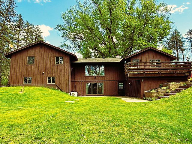 1447 Sterling Street S, Maplewood, MN 55119