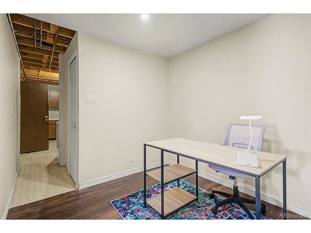 38 Navajo Ct, Lyons, CO 80540