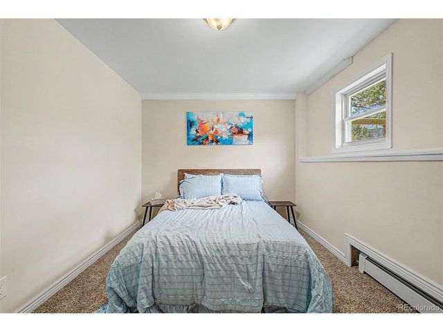 38 Navajo Ct, Lyons, CO 80540