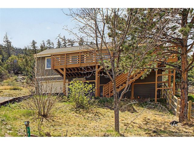 38 Navajo Ct, Lyons, CO 80540