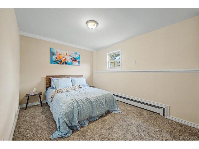 38 Navajo Ct, Lyons, CO 80540