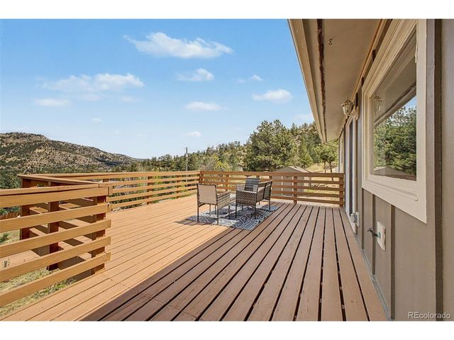 38 Navajo Ct, Lyons, CO 80540