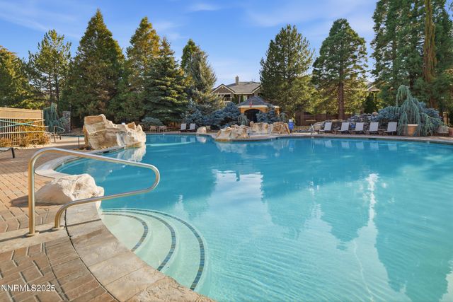 900 S Meadows Parkway Apt 2322, Reno, NV 89521