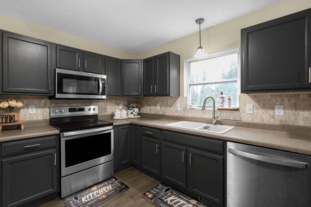 8300 Kennedy Road, Blacklick, OH 43004