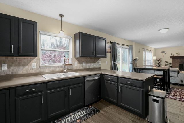 8300 Kennedy Road, Blacklick, OH 43004