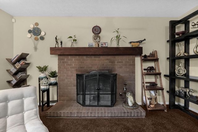 8300 Kennedy Road, Blacklick, OH 43004