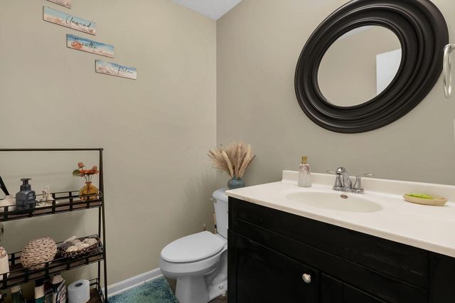 8300 Kennedy Road, Blacklick, OH 43004