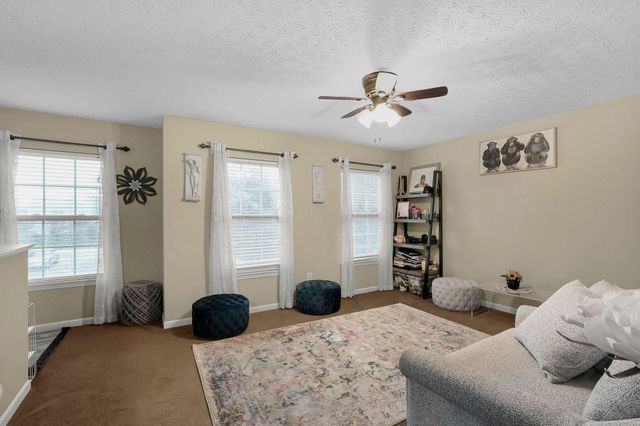 8300 Kennedy Road, Blacklick, OH 43004