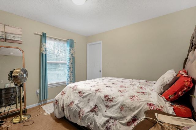 8300 Kennedy Road, Blacklick, OH 43004