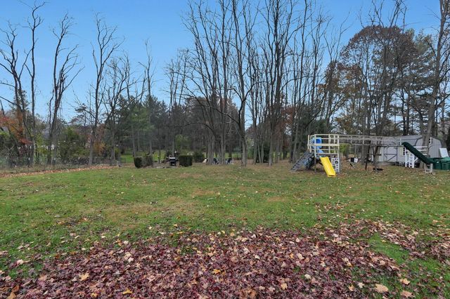 8300 Kennedy Road, Blacklick, OH 43004