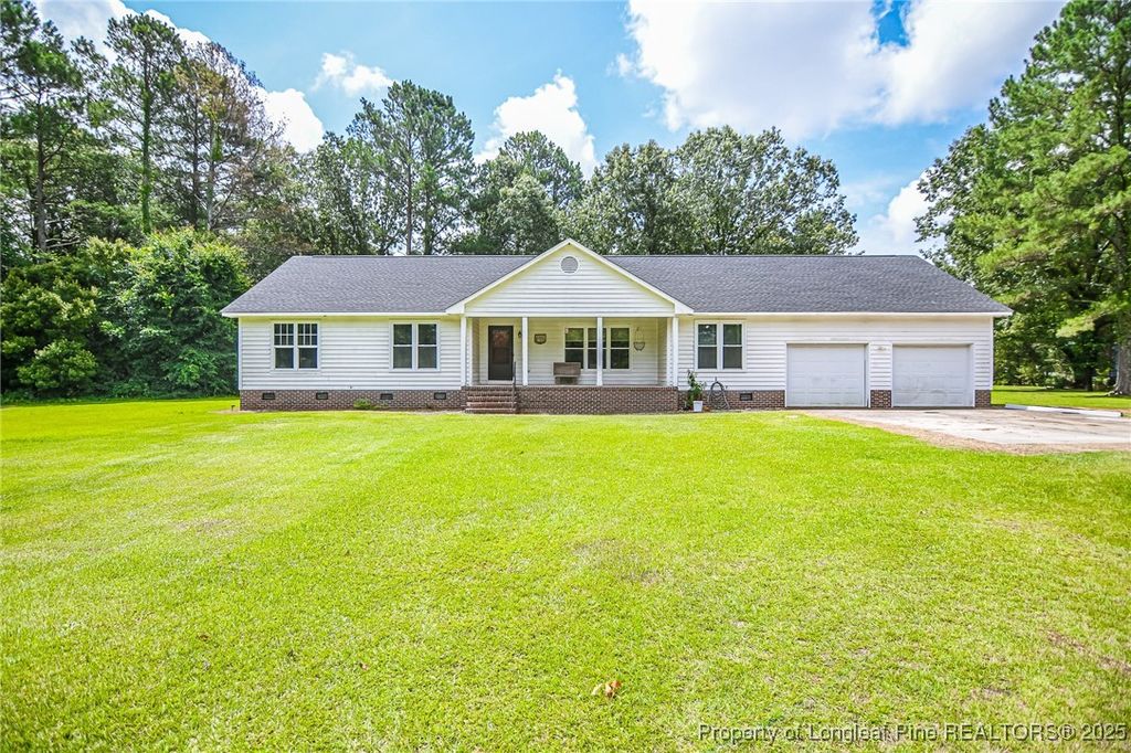3282 County Line Road, Fayetteville, NC 28306
