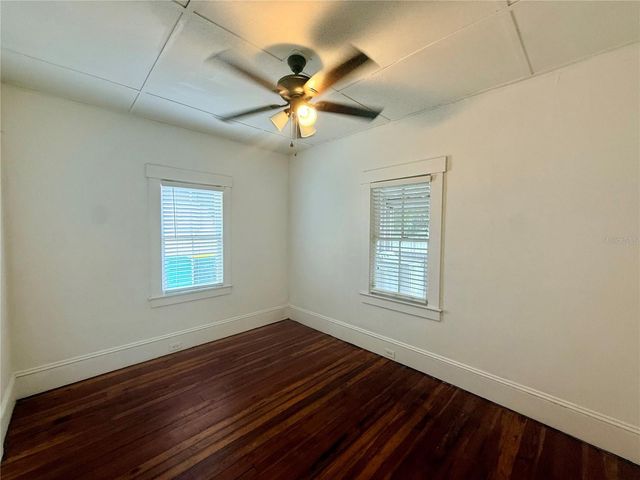 305 PAGE COURT, Deland, FL 32720
