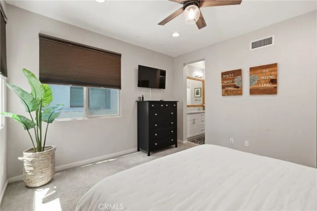 5573 Palm Drive, Hawthorne, CA 90250