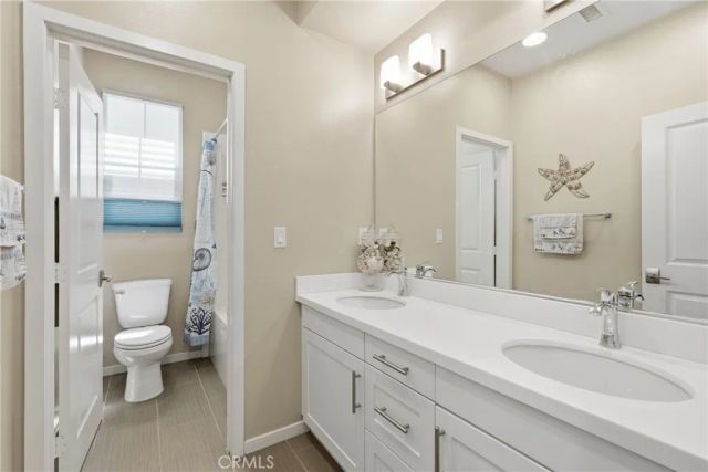 5573 Palm Drive, Hawthorne, CA 90250