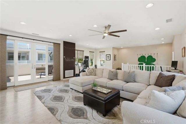 5573 Palm Drive, Hawthorne, CA 90250