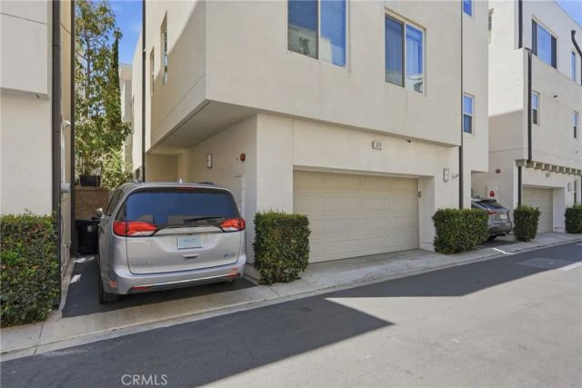5573 Palm Drive, Hawthorne, CA 90250