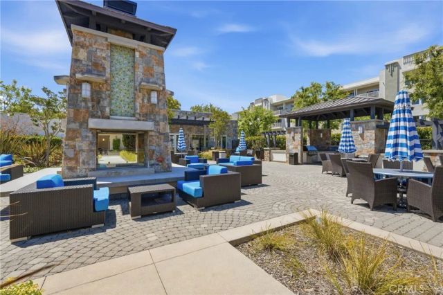 5573 Palm Drive, Hawthorne, CA 90250