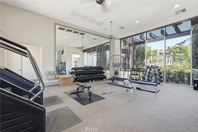 5573 Palm Drive, Hawthorne, CA 90250
