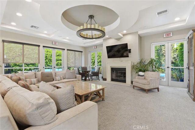 5573 Palm Drive, Hawthorne, CA 90250