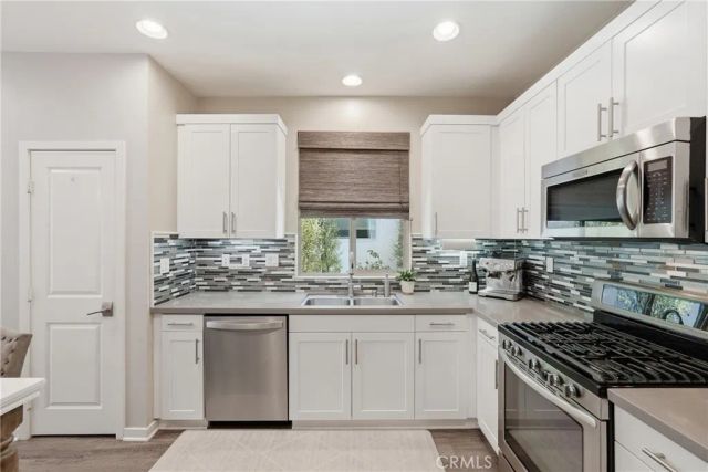 5573 Palm Drive, Hawthorne, CA 90250