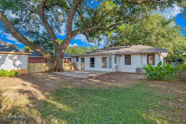 137 Lynn Avenue, Shreveport, LA 71105