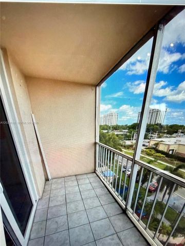 1251 NE 108th Street 617, Miami, FL 33161