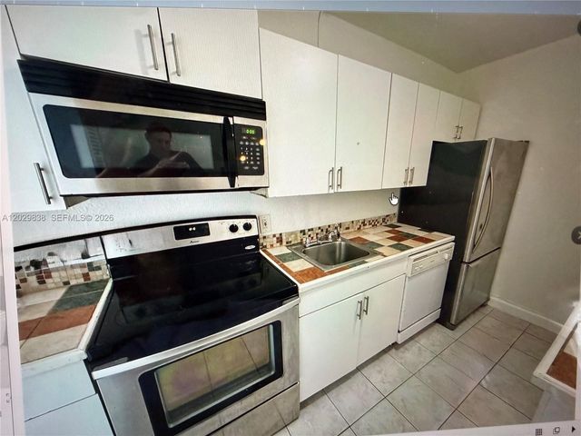 1251 NE 108th Street 617, Miami, FL 33161