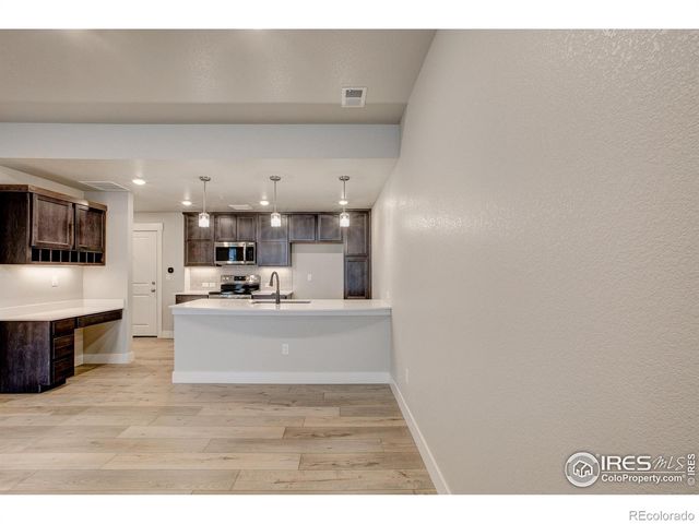 265 High Point Drive 205, Longmont, CO 80504
