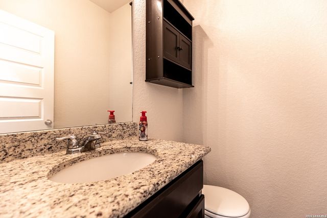 13811 Newman Stage, San Antonio, TX 78254