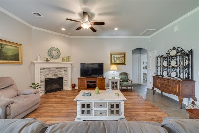 18500 Summer Grove Avenue, Edmond, OK 73012