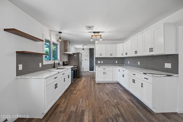 298 Broad Street, Matawan, NJ 07747