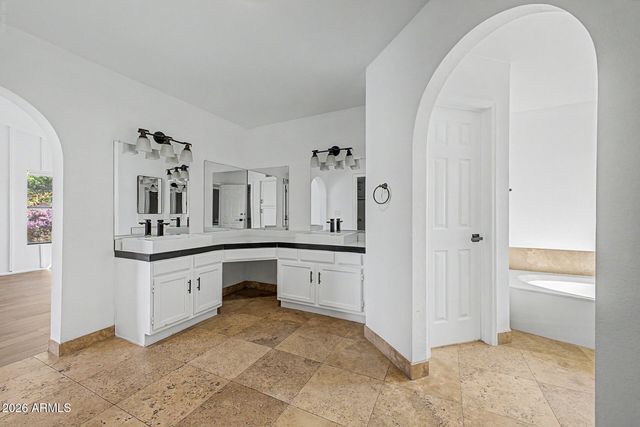 15217 N 60TH Street, Scottsdale, AZ 85254